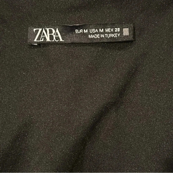 Zara Ruffled Mini Dress Size Medium Flirty Party Wedding Event Summer Flowy - Picture 5 of 7